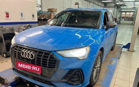 Audi Q3, 2019 год, 2 697 000 рублей, 32 фотография