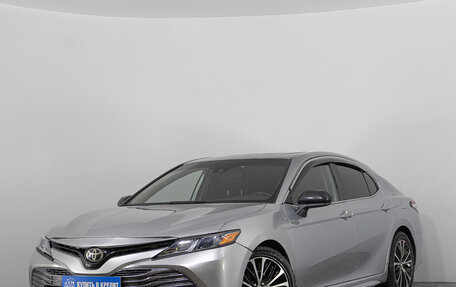 Toyota Camry, 2019 год, 2 319 000 рублей, 3 фотография