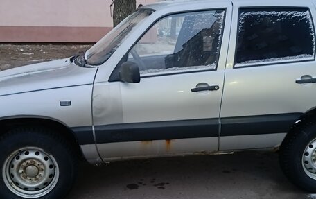 Chevrolet Niva I рестайлинг, 2004 год, 270 000 рублей, 2 фотография