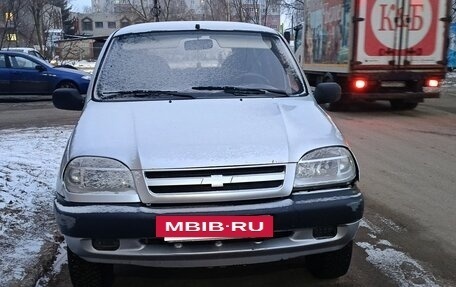 Chevrolet Niva I рестайлинг, 2004 год, 270 000 рублей, 3 фотография