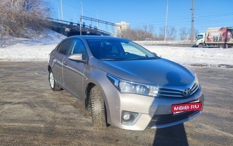 Toyota Corolla, 2013 год, 1 590 000 рублей, 2 фотография