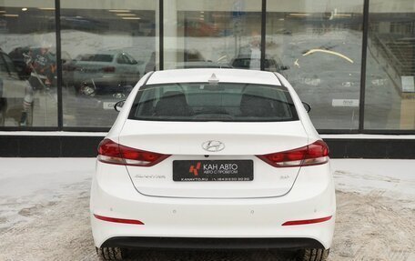 Hyundai Elantra VI рестайлинг, 2018 год, 1 950 000 рублей, 4 фотография