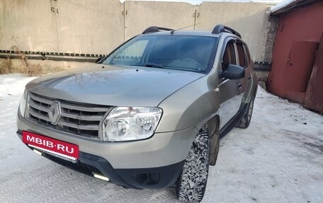 Renault Duster I рестайлинг, 2014 год, 950 000 рублей, 2 фотография