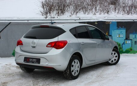 Opel Astra J, 2014 год, 798 000 рублей, 2 фотография