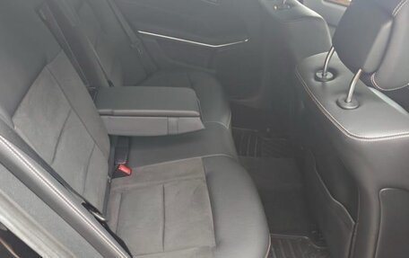 Mercedes-Benz E-Класс, 2015 год, 2 800 000 рублей, 13 фотография