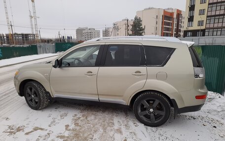 Mitsubishi Outlander III рестайлинг 3, 2008 год, 950 000 рублей, 6 фотография