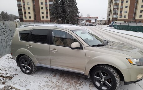 Mitsubishi Outlander III рестайлинг 3, 2008 год, 950 000 рублей, 7 фотография