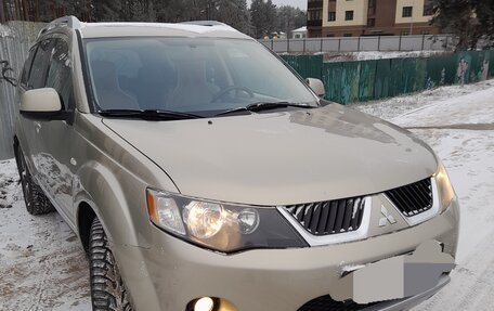 Mitsubishi Outlander III рестайлинг 3, 2008 год, 950 000 рублей, 9 фотография