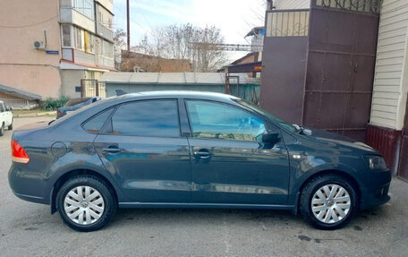 Volkswagen Polo VI (EU Market), 2011 год, 795 000 рублей, 2 фотография