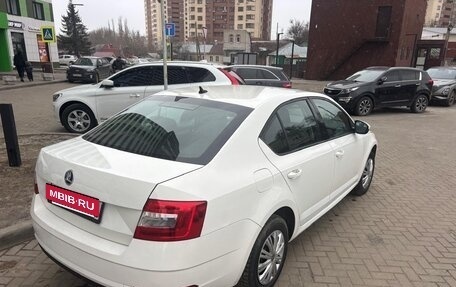 Skoda Octavia, 2017 год, 1 000 000 рублей, 4 фотография