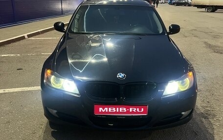 BMW 3 серия, 2011 год, 1 150 000 рублей, 1 фотография