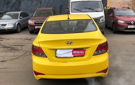 Hyundai Solaris II рестайлинг, 2014 год, 450 000 рублей, 2 фотография