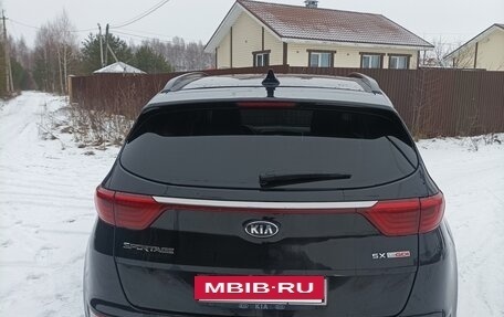 KIA Sportage IV рестайлинг, 2017 год, 2 499 000 рублей, 6 фотография