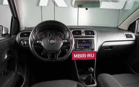 Volkswagen Polo VI (EU Market), 2018 год, 1 397 000 рублей, 6 фотография