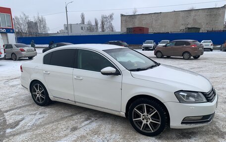 Volkswagen Passat B7, 2012 год, 975 000 рублей, 2 фотография