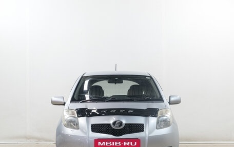 Toyota Vitz, 2005 год, 579 000 рублей, 2 фотография