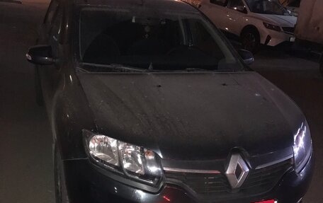 Renault Logan II, 2015 год, 650 000 рублей, 2 фотография