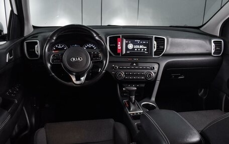 KIA Sportage IV рестайлинг, 2018 год, 2 310 000 рублей, 6 фотография