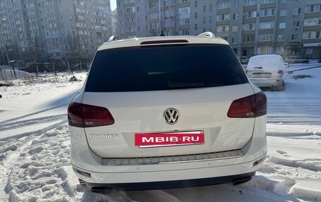 Volkswagen Touareg III, 2013 год, 2 800 000 рублей, 4 фотография