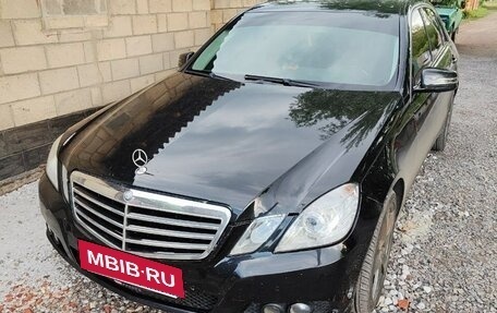 Mercedes-Benz E-Класс, 2009 год, 1 045 000 рублей, 4 фотография