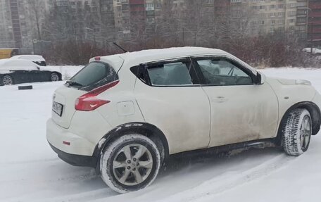 Nissan Juke II, 2012 год, 900 000 рублей, 4 фотография