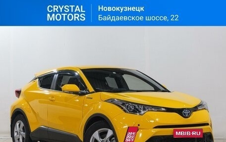 Toyota C-HR I рестайлинг, 2018 год, 2 189 000 рублей, 1 фотография