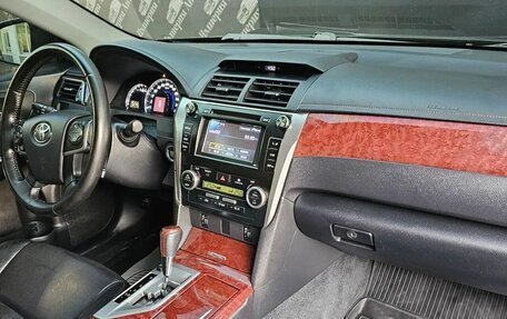 Toyota Camry, 2013 год, 1 750 000 рублей, 17 фотография