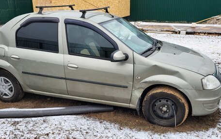 Renault Logan I, 2014 год, 300 000 рублей, 3 фотография