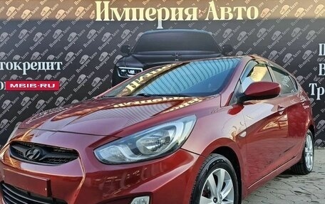 Hyundai Solaris II рестайлинг, 2011 год, 640 000 рублей, 7 фотография