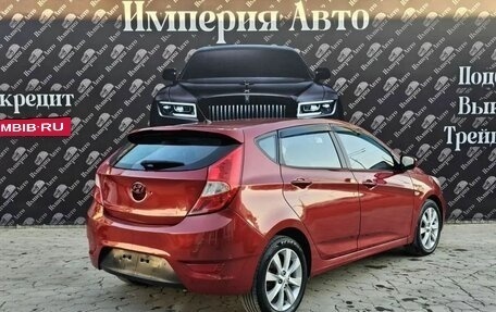 Hyundai Solaris II рестайлинг, 2011 год, 640 000 рублей, 15 фотография