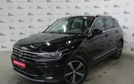 Volkswagen Tiguan II, 2019 год, 3 595 000 рублей, 1 фотография