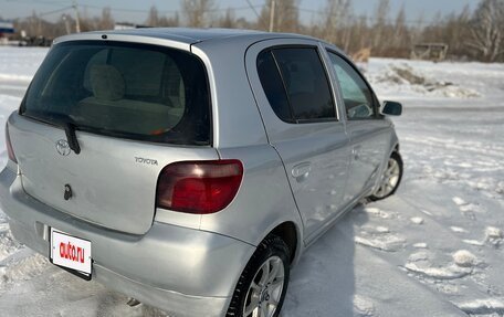 Toyota Vitz, 2000 год, 330 000 рублей, 4 фотография