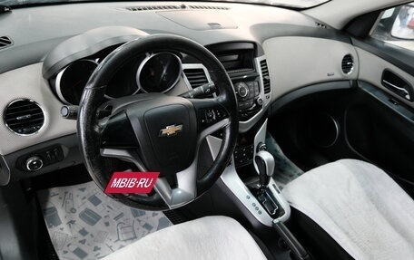 Chevrolet Cruze II, 2012 год, 879 000 рублей, 10 фотография