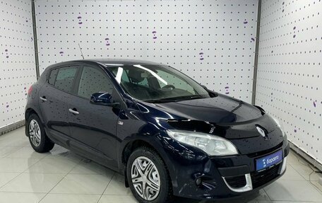 Renault Megane III, 2011 год, 750 000 рублей, 2 фотография