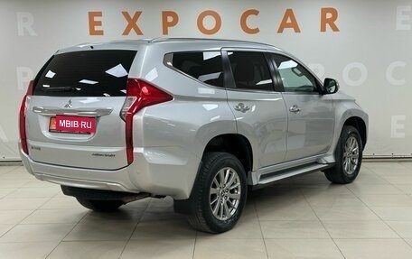 Mitsubishi Pajero Sport III рестайлинг, 2018 год, 2 690 000 рублей, 5 фотография