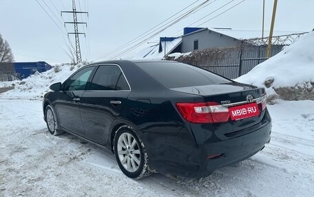 Toyota Camry, 2014 год, 1 880 000 рублей, 2 фотография