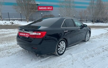 Toyota Camry, 2014 год, 1 880 000 рублей, 4 фотография