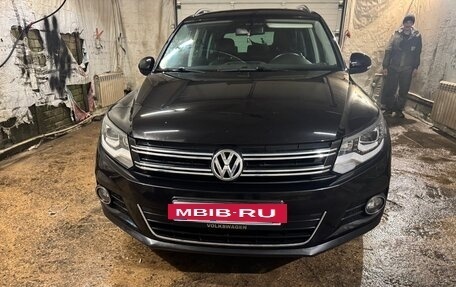 Volkswagen Tiguan I, 2012 год, 1 870 000 рублей, 2 фотография