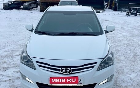 Hyundai Solaris II рестайлинг, 2015 год, 1 350 000 рублей, 6 фотография