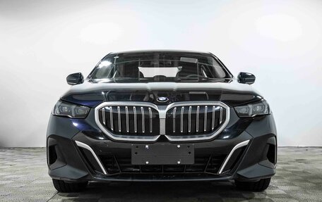 BMW 5 серия, 2024 год, 9 200 000 рублей, 3 фотография