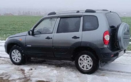 Chevrolet Niva I рестайлинг, 2009 год, 480 000 рублей, 6 фотография