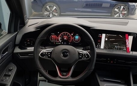 Volkswagen Golf VIII, 2022 год, 3 400 000 рублей, 4 фотография