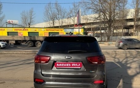 KIA Sorento III Prime рестайлинг, 2018 год, 2 500 000 рублей, 4 фотография