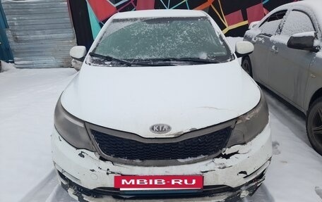 KIA Rio III рестайлинг, 2015 год, 450 000 рублей, 6 фотография