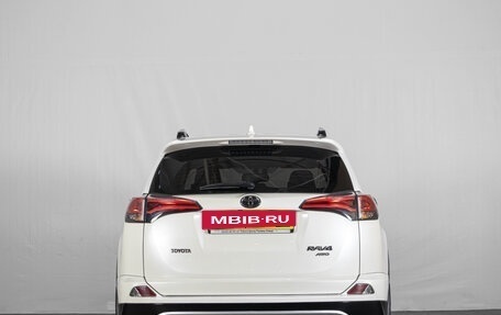 Toyota RAV4, 2017 год, 2 859 000 рублей, 5 фотография