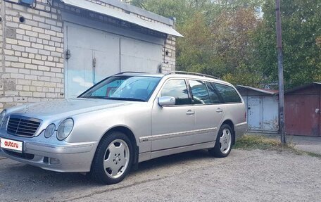 Mercedes-Benz E-Класс, 2001 год, 1 900 000 рублей, 9 фотография