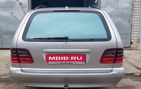 Mercedes-Benz E-Класс, 2001 год, 1 900 000 рублей, 12 фотография