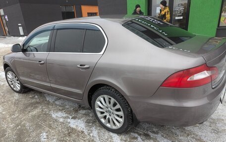 Skoda Superb III рестайлинг, 2012 год, 1 250 000 рублей, 5 фотография