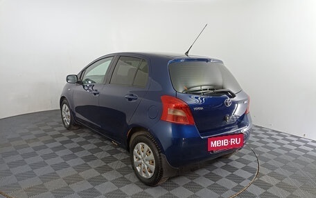 Toyota Yaris III рестайлинг, 2006 год, 549 900 рублей, 7 фотография