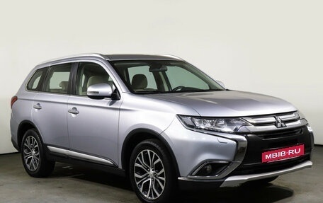 Mitsubishi Outlander III рестайлинг 3, 2017 год, 2 225 000 рублей, 3 фотография